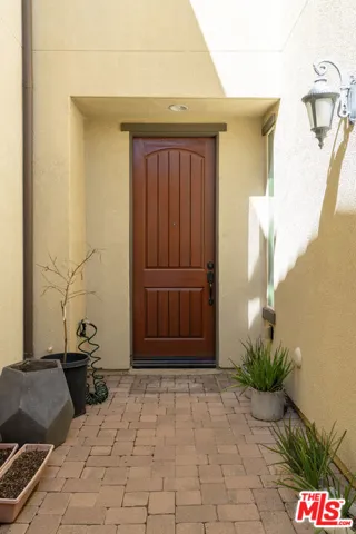20308 Paseo Los Arcos, Porter Ranch, California 91326