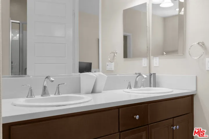 20308 Paseo Los Arcos, Porter Ranch, California 91326