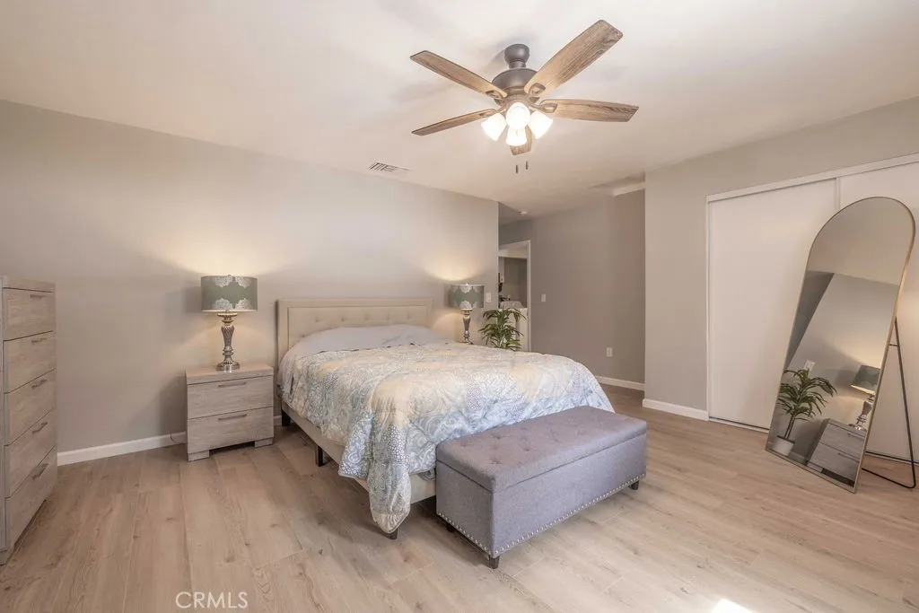 1204 E Country Club Boulevard, Big Bear City, California 92314 home-pic-22