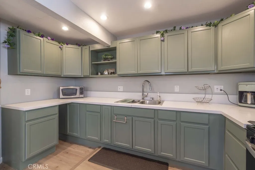 1204 E Country Club Boulevard, Big Bear City, California 92314 home-pic-8