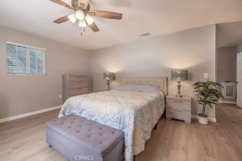 1204 E Country Club Boulevard, Big Bear City, California 92314 home-pic-21