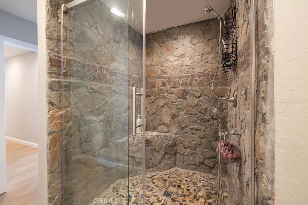 1204 E Country Club Boulevard, Big Bear City, California 92314 home-pic-23