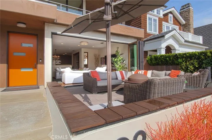 609 Marigold Avenue, Corona Del Mar, California 92625