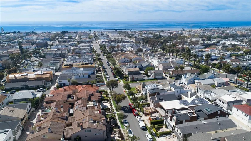 609 Marigold Avenue, Corona Del Mar, California 92625