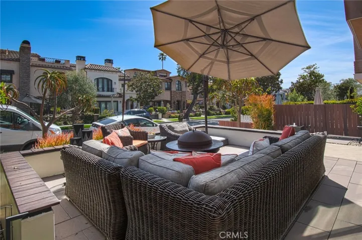 609 Marigold Avenue, Corona Del Mar, California 92625