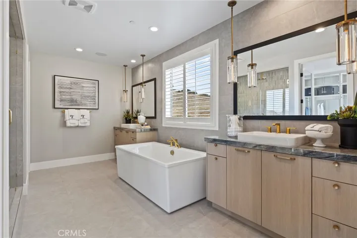 Primary Bathroom: Sunstone - Hidden Oaks Collection -                                             
Photo of Model home.  Not actual home for sale.  Home is still under construction.