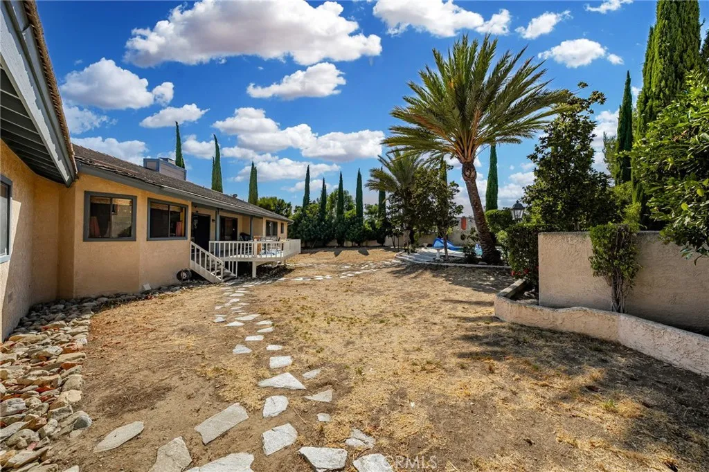 2421 Cliff Road, Upland, California 91784 home-pic-34