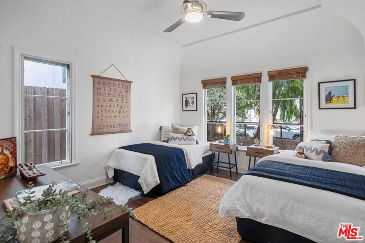 818 23rd Street, Santa Monica, California 90403