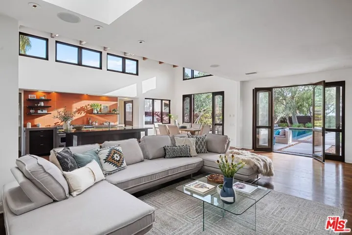 818 23rd Street, Santa Monica, California 90403