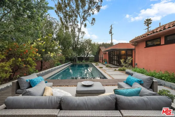 818 23rd Street, Santa Monica, California 90403