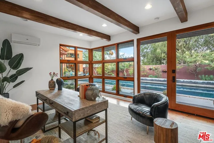 818 23rd Street, Santa Monica, California 90403