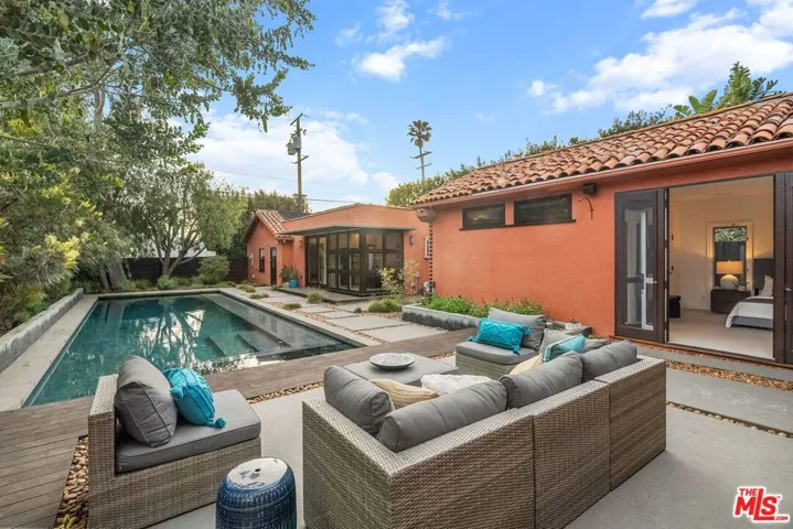 818 23rd Street, Santa Monica, California 90403
