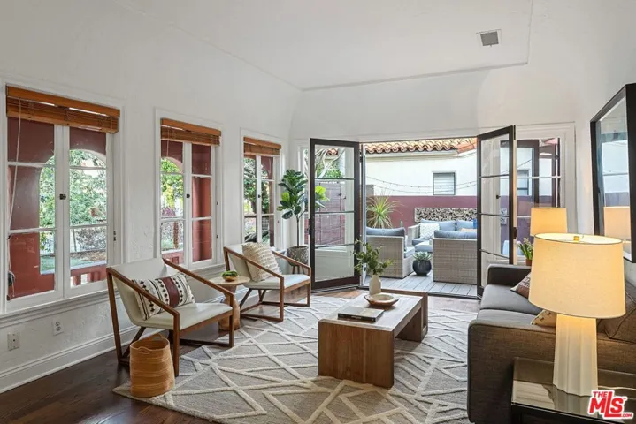 818 23rd Street, Santa Monica, California 90403
