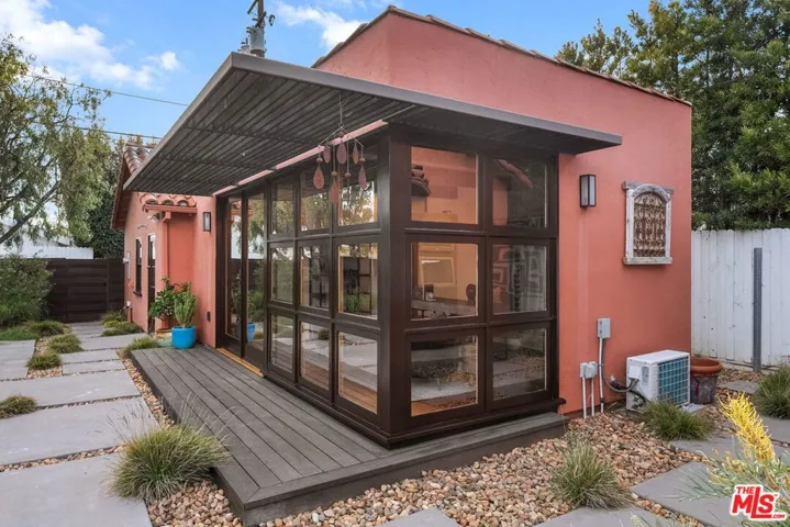 818 23rd Street, Santa Monica, California 90403