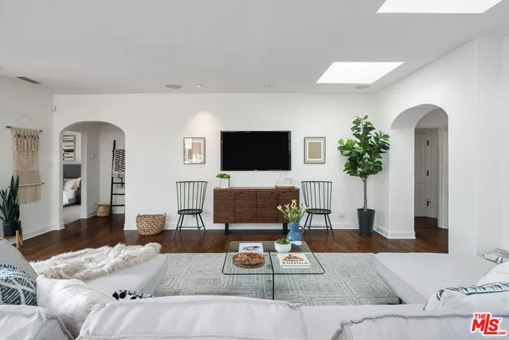 818 23rd Street, Santa Monica, California 90403