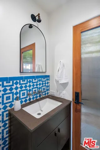818 23rd Street, Santa Monica, California 90403