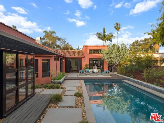 818 23rd Street, Santa Monica, California 90403