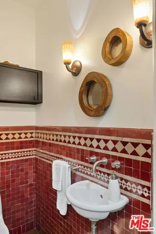 818 23rd Street, Santa Monica, California 90403