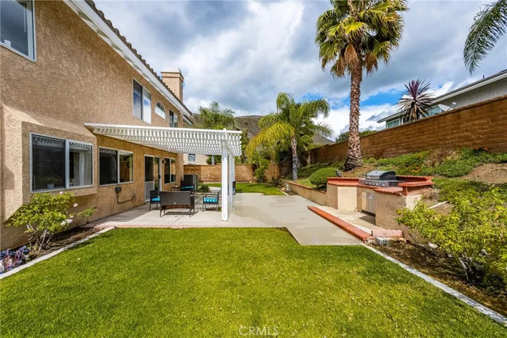 5510 Green Hollow Lane, Yorba Linda, California 92887