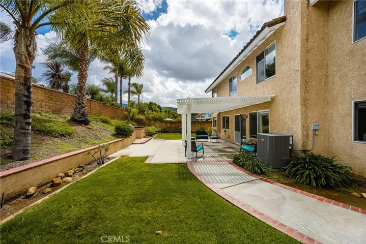 5510 Green Hollow Lane, Yorba Linda, California 92887