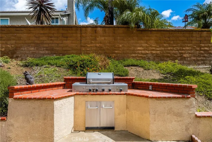 5510 Green Hollow Lane, Yorba Linda, California 92887