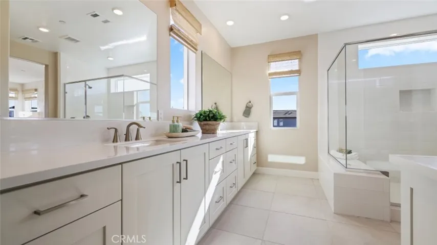 Photos shown are of model only- not actual homesite.