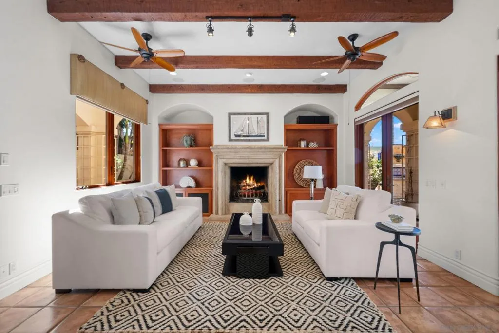 7944 Prospect Place, La Jolla, California 92037 home-pic-8