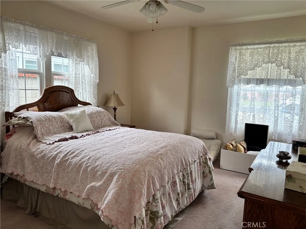 2353 Stanbridge Avenue, Long Beach, California 90815 home-pic-13