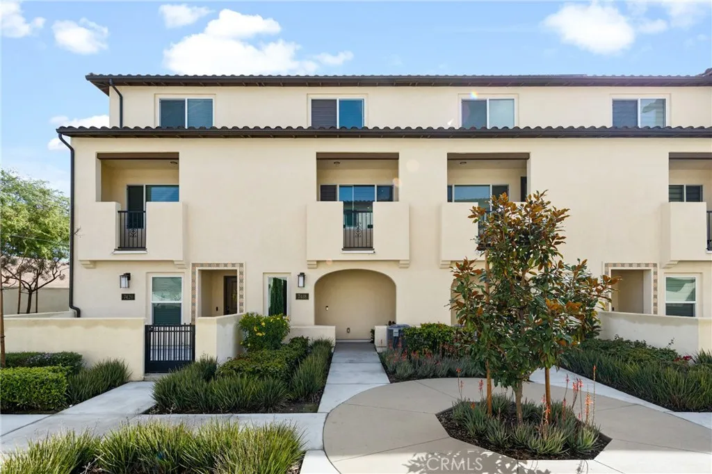 7418 Royal Street, Buena Park, California 90620, 3 Bedrooms Bedrooms, ,3 BathroomsBathrooms,Residential,For Sale,Royal,TR25057938