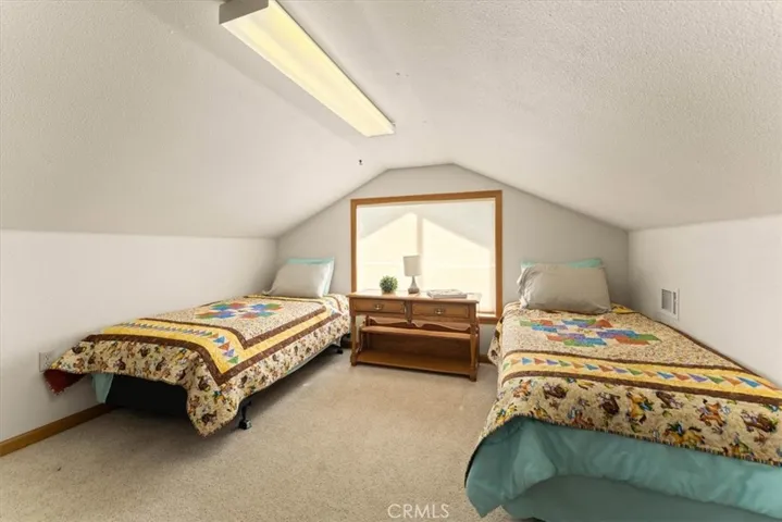 15520 Evergreen Road, Cottonwood, California 96022