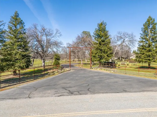 15520 Evergreen Road, Cottonwood, California 96022
