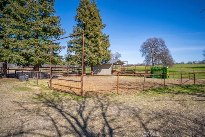 15520 Evergreen Road, Cottonwood, California 96022