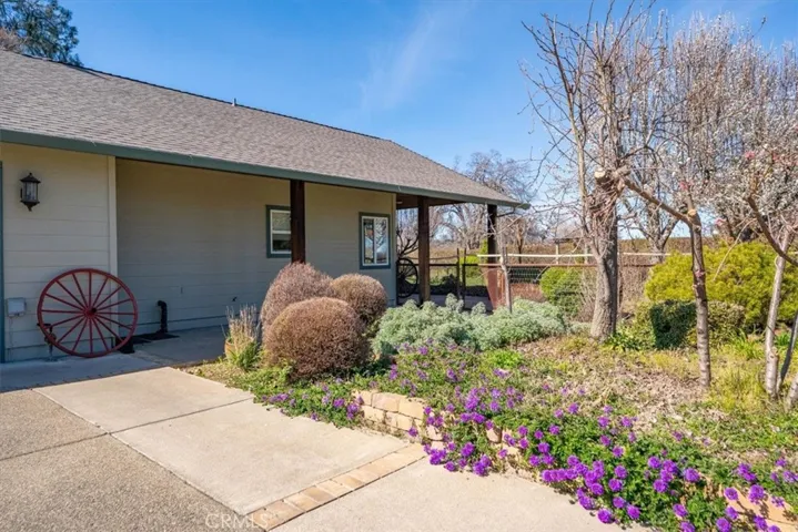 15520 Evergreen Road, Cottonwood, California 96022