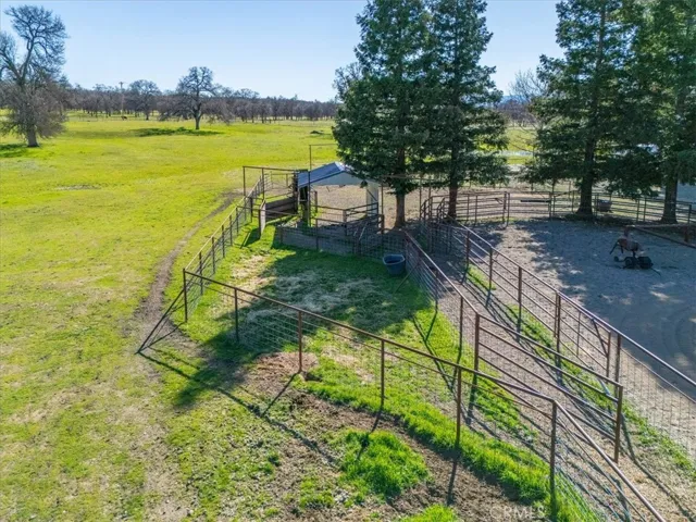 15520 Evergreen Road, Cottonwood, California 96022