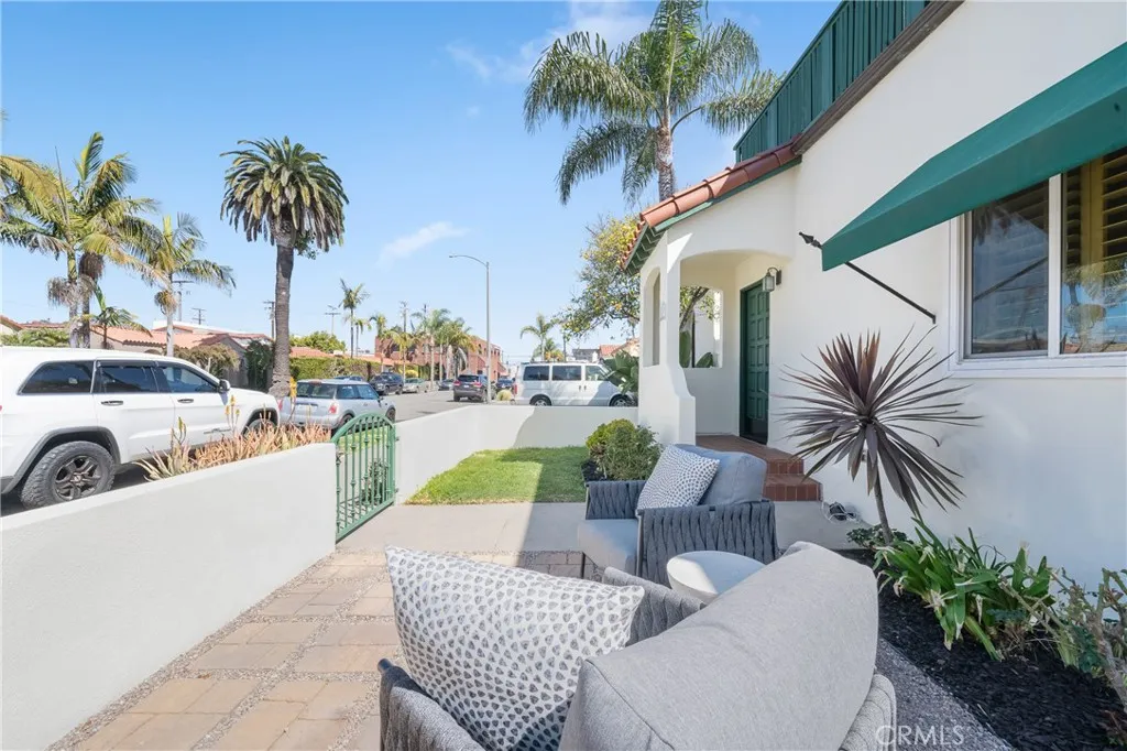 164 Granada Avenue, Long Beach, California 90803 home-pic-6