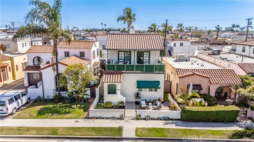 164 Granada Avenue, Long Beach, California 90803 home-pic-0