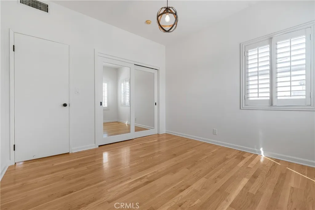 164 Granada Avenue, Long Beach, California 90803 home-pic-46