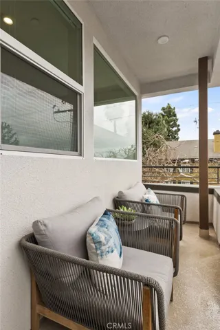 2nd Floor patio