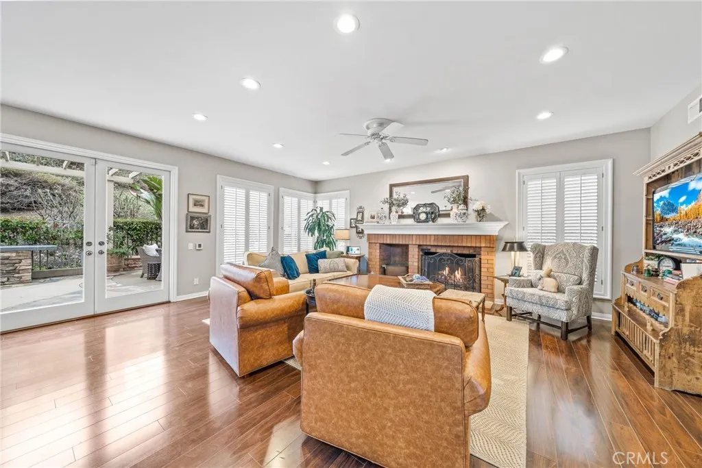 22432 Rosebriar, Mission Viejo, California 92692 home-pic-16