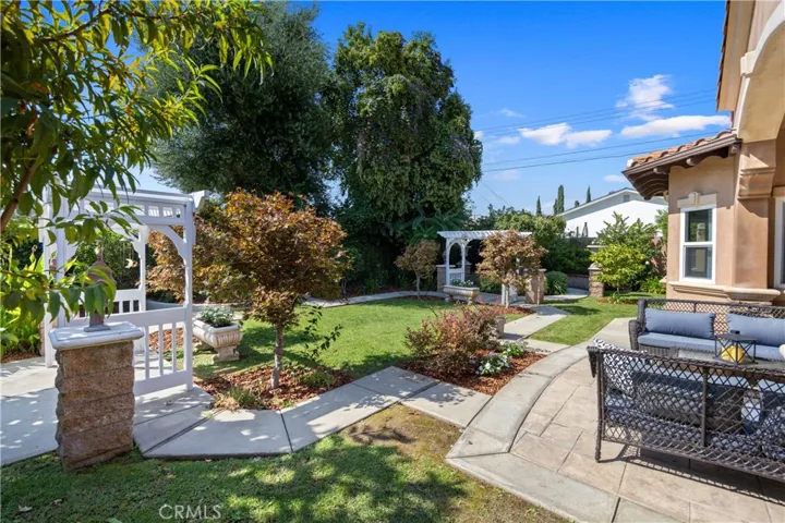 5601 Pal Mal Avenue, Temple City, California 91780