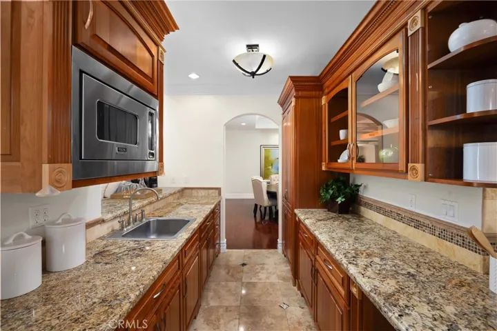 5601 Pal Mal Avenue, Temple City, California 91780