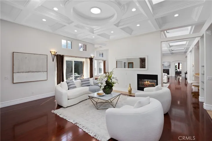 5601 Pal Mal Avenue, Temple City, California 91780