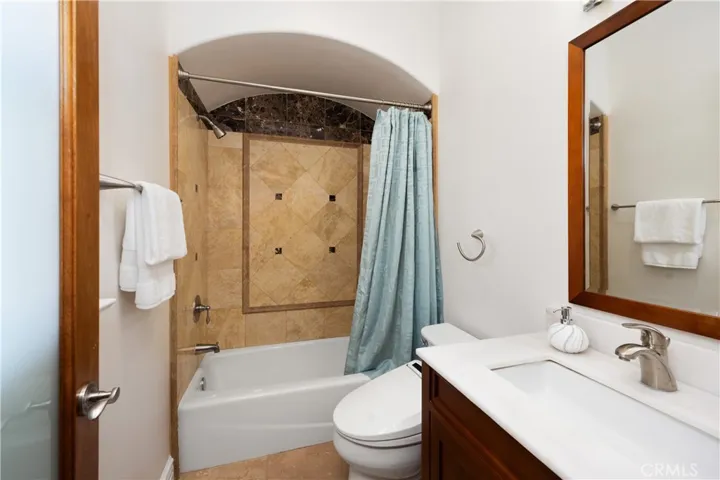5601 Pal Mal Avenue, Temple City, California 91780