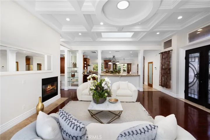 5601 Pal Mal Avenue, Temple City, California 91780
