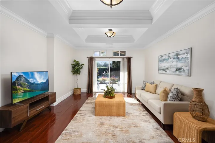 5601 Pal Mal Avenue, Temple City, California 91780