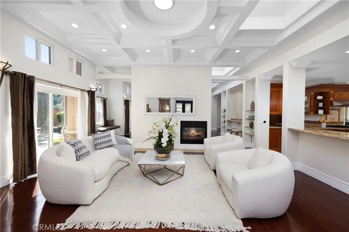5601 Pal Mal Avenue, Temple City, California 91780