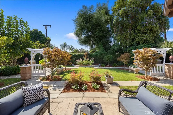 5601 Pal Mal Avenue, Temple City, California 91780