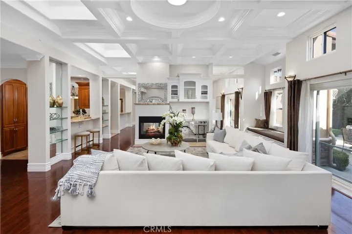 5601 Pal Mal Avenue, Temple City, California 91780