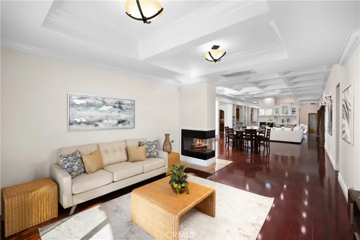5601 Pal Mal Avenue, Temple City, California 91780