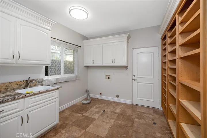 5601 Pal Mal Avenue, Temple City, California 91780